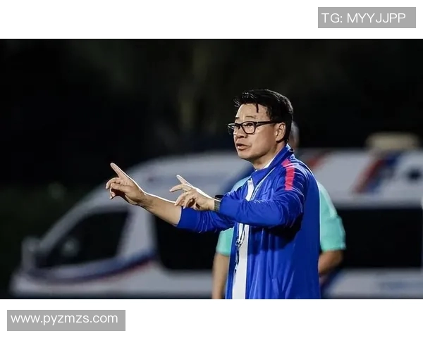 申思：从上海足球明星到传奇教练的辉煌人生与不懈追求